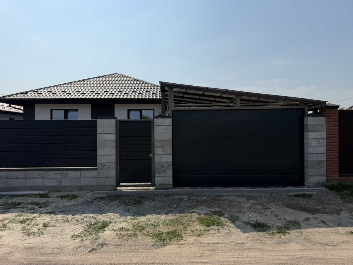 Продам 3-к дім Броварський, Рожівка, Миру. 