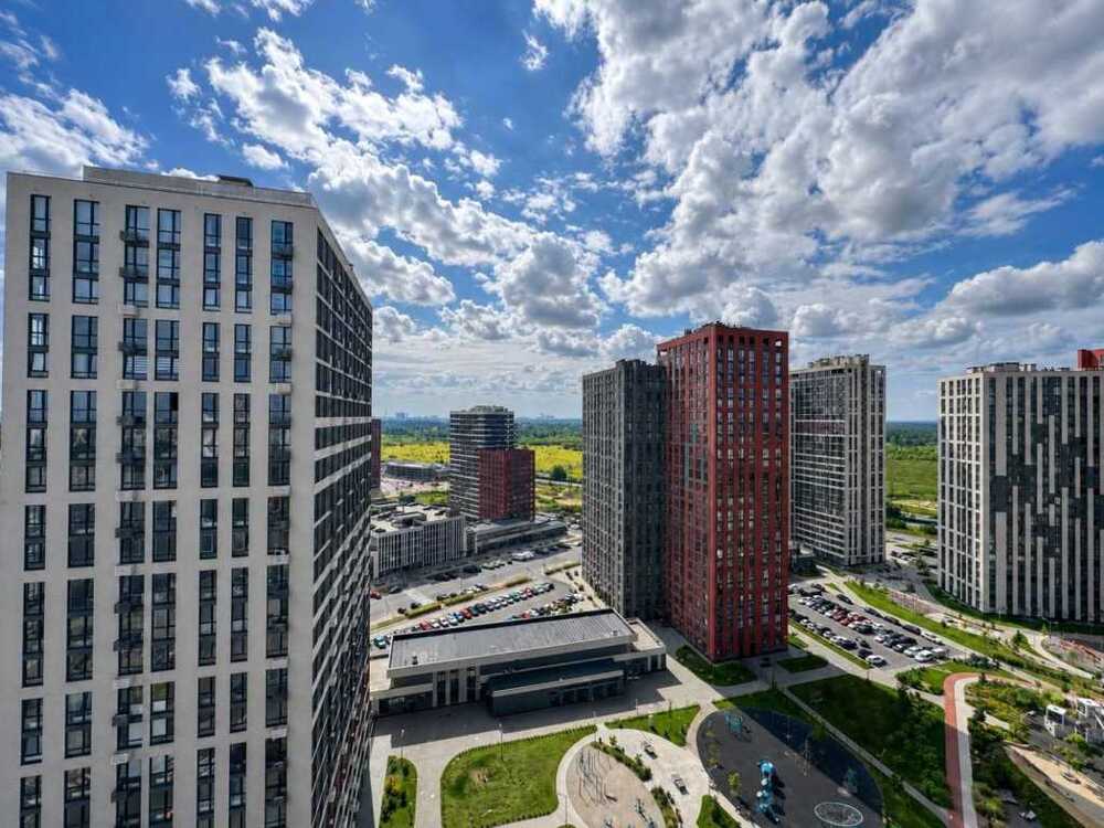 Продам 2-к квартиру Київ, Подільський, вул. Всеволода Змієнка, 19. 