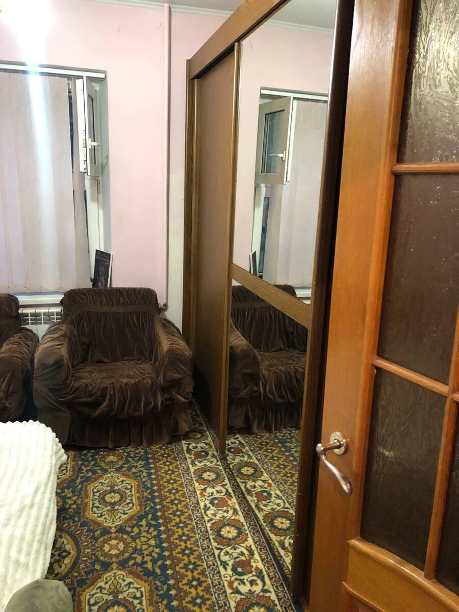 Здам в оренду 2 кімнатну квартиру на Ревуцького, метро Вирлиця!