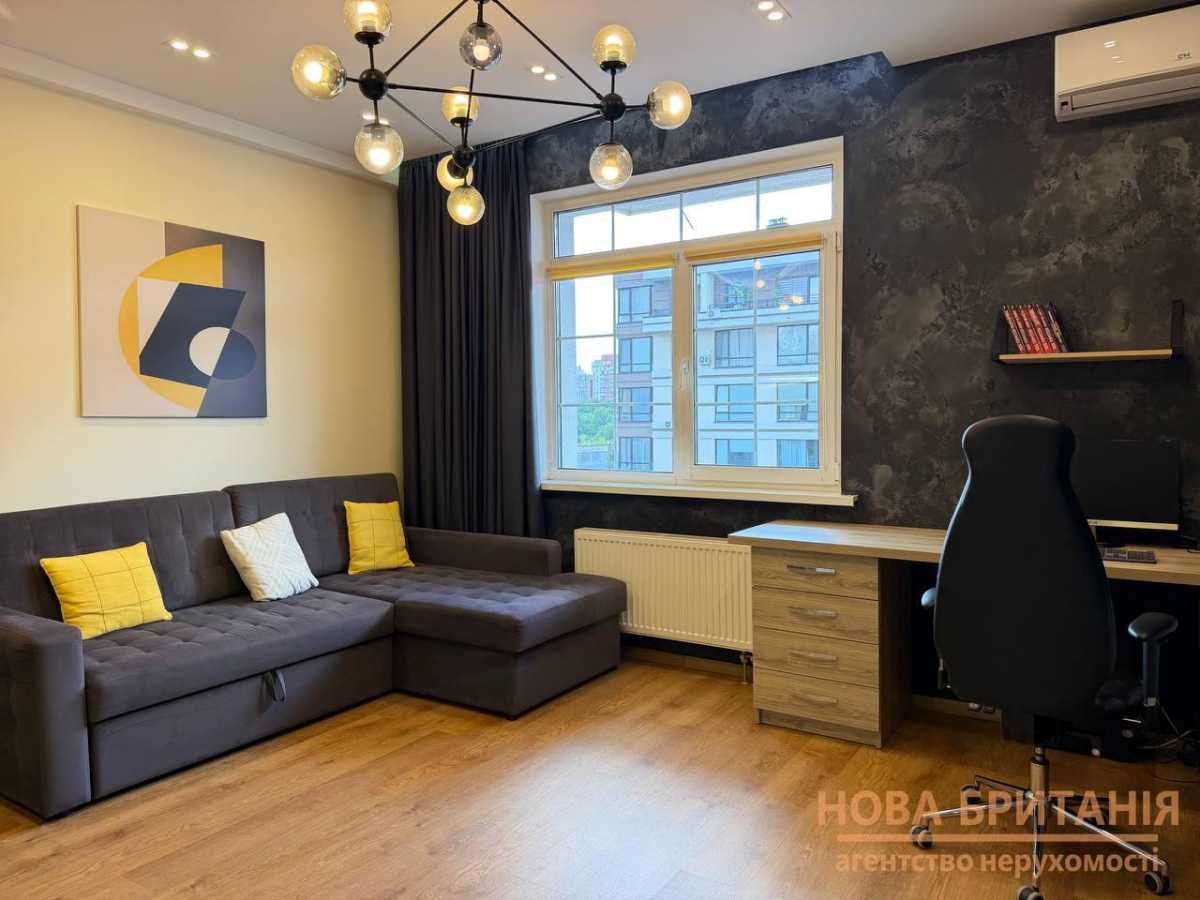 Продам 1-к квартиру Київ, Голосіївський, вул. Михайла Максимовича, 24А. 
