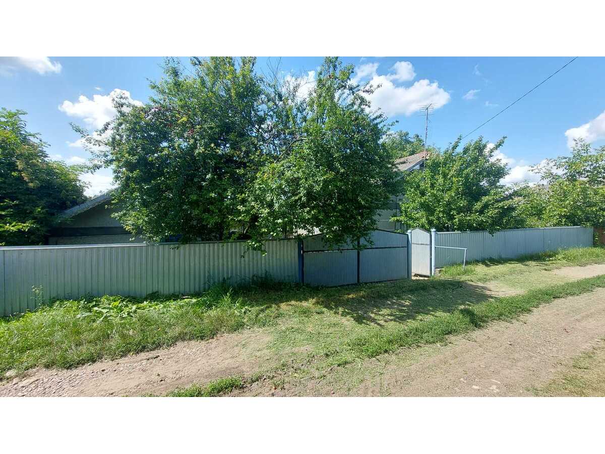 Продам 3-к дім Кіцманський, Борівці, Шевченка, 6. 