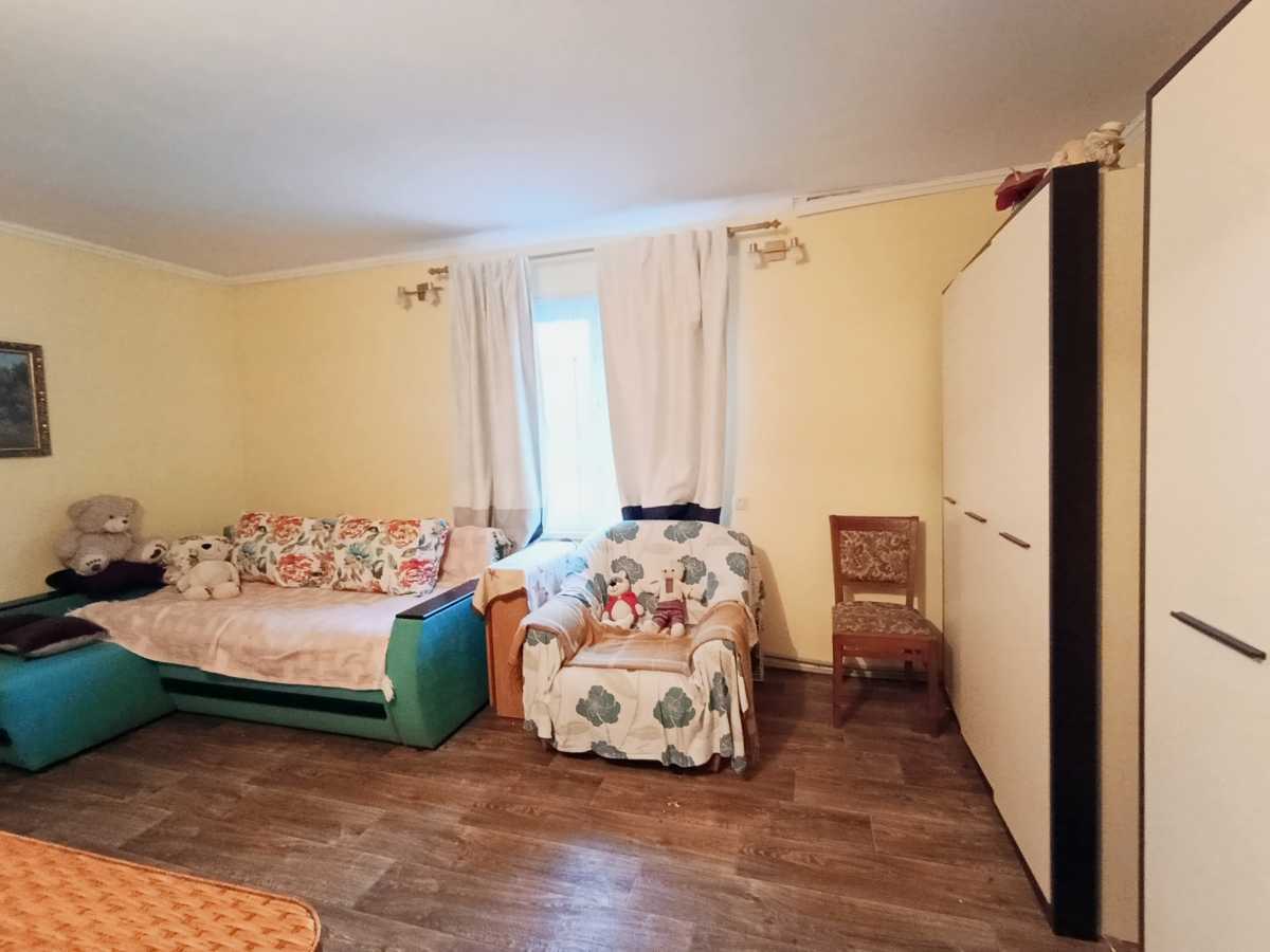 Продам 4-к дім Київ, Дарницький, вул. 3-я Озерна, 37. 
