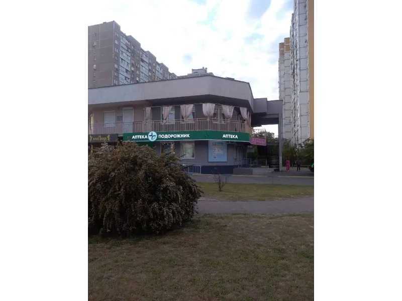 Продам  торгову площу Київ, Деснянський, вул. Лісківська, 12/1. 