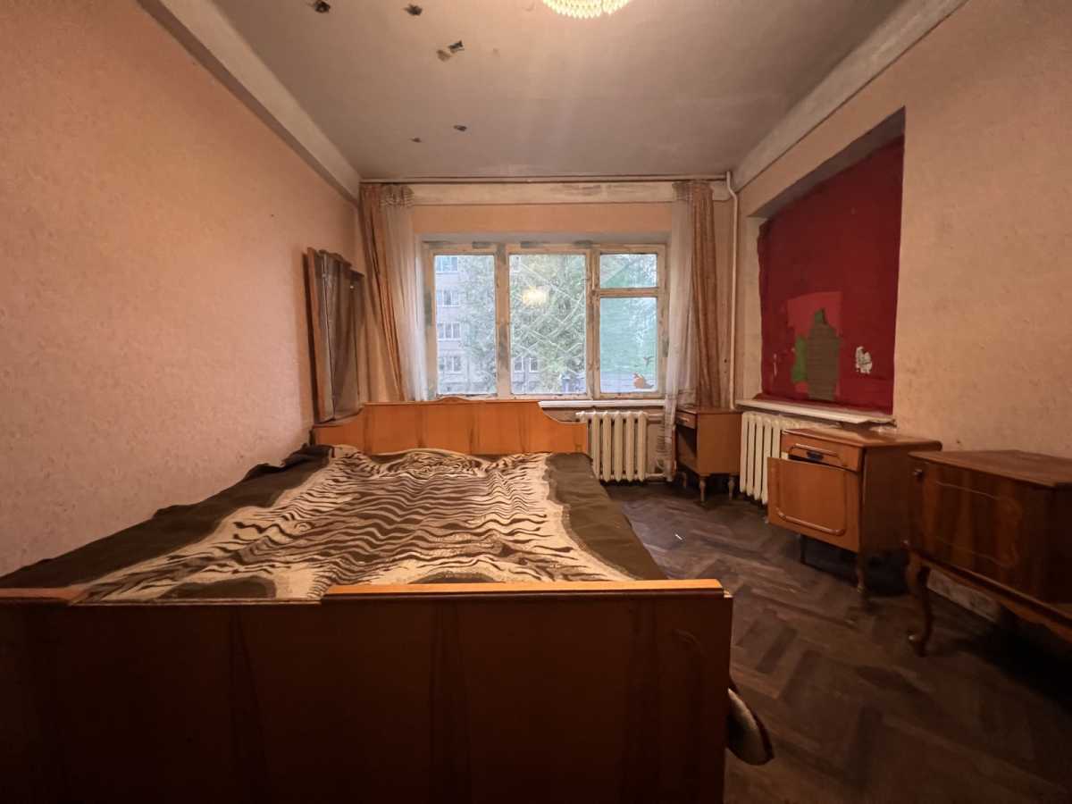 Продам 2-к квартиру Київ, Шевченківський, вул. Салютна, 29а. 