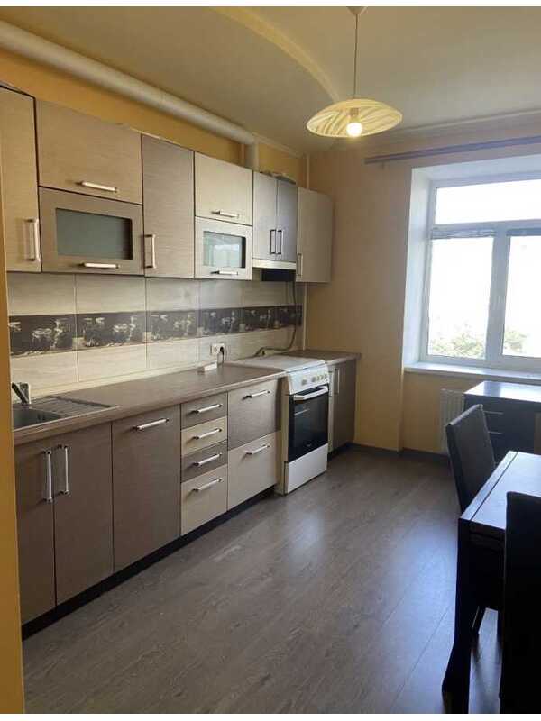 Продам 2-к квартиру Бучанський, Буча, Центральна, 33в. 