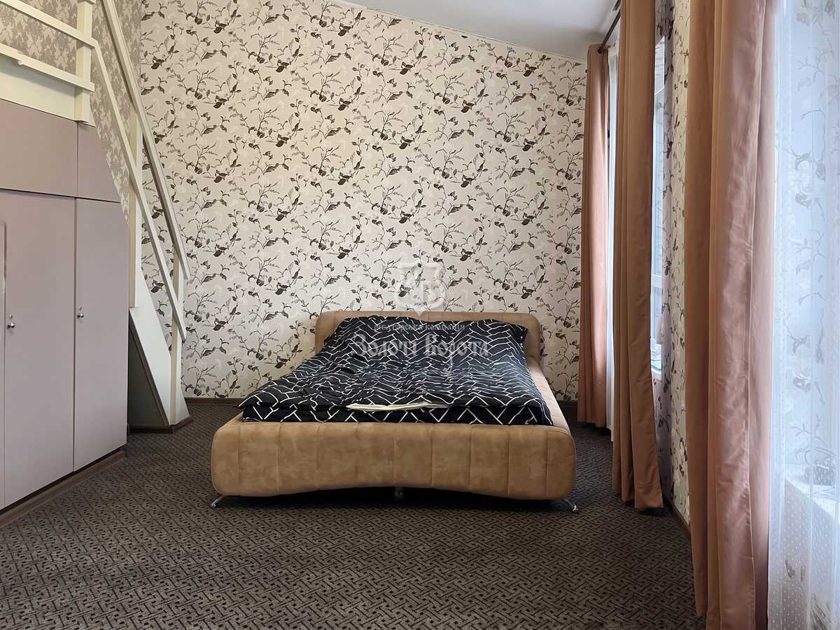 Продам 1-к квартиру Бориспільський, Бориспіль, Завокзальна, 7. 