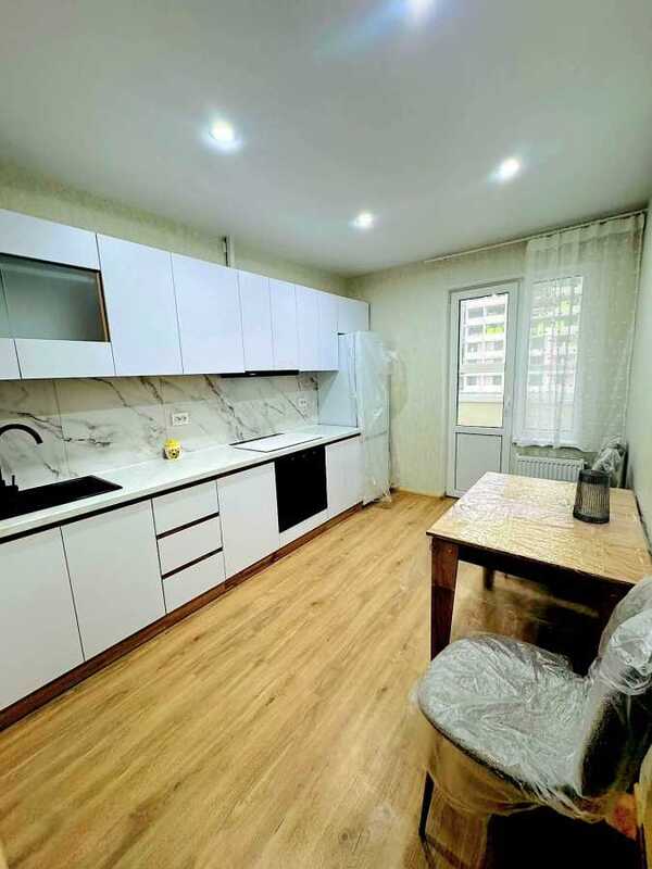 Продам 1-к квартиру Фастівський, Новосілки, Озерна, 27А. 