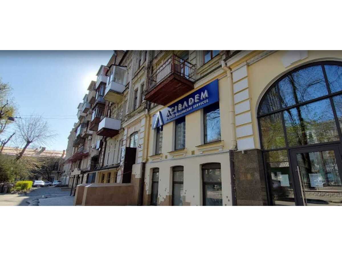 Здам довгостроково  торгову площу Київ, Шевченківський, вул. Бульварно-Кудрявська, 14. 