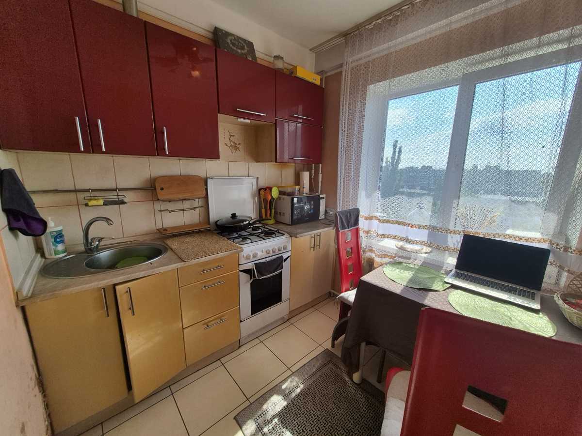 Продам 1-к квартиру Київ, Святошинський, просп. Леся Курбаса, 10г. 