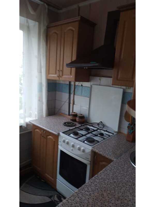Здам довгостроково 3-к квартиру Київ, Оболонський, вул. Полярна, 7. 