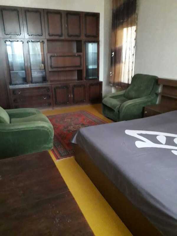 Здам довгостроково 3-к квартиру Київ, Дарницький, вул. Архітектора Вербицького, 10. 