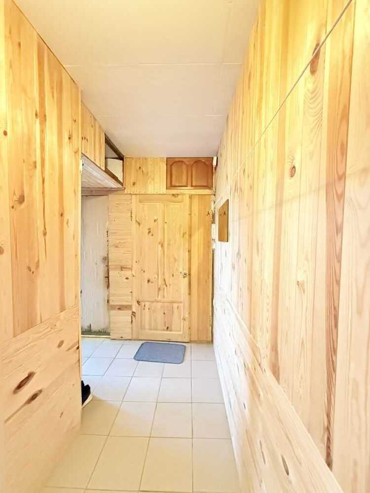 Продам 3-к квартиру Київ, Дніпровський, вул. Новаторів, 4. 