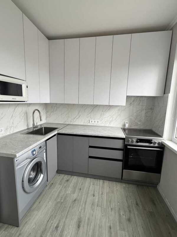 Продам 2-к квартиру Київ, Дніпровський, бульв. Перова, 48б. 