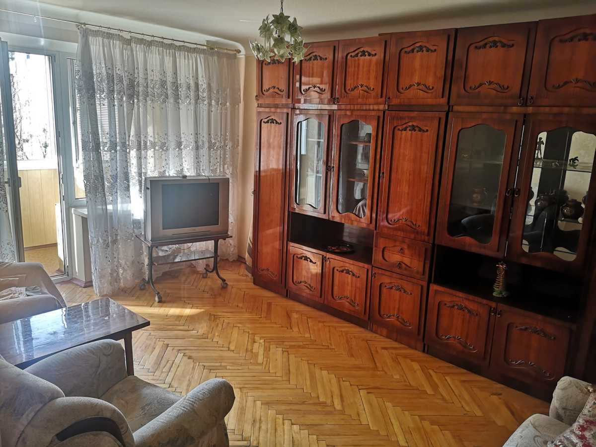 Здам довгостроково 2-к квартиру Київ, Печерський, вул. Ковпака, 4. 