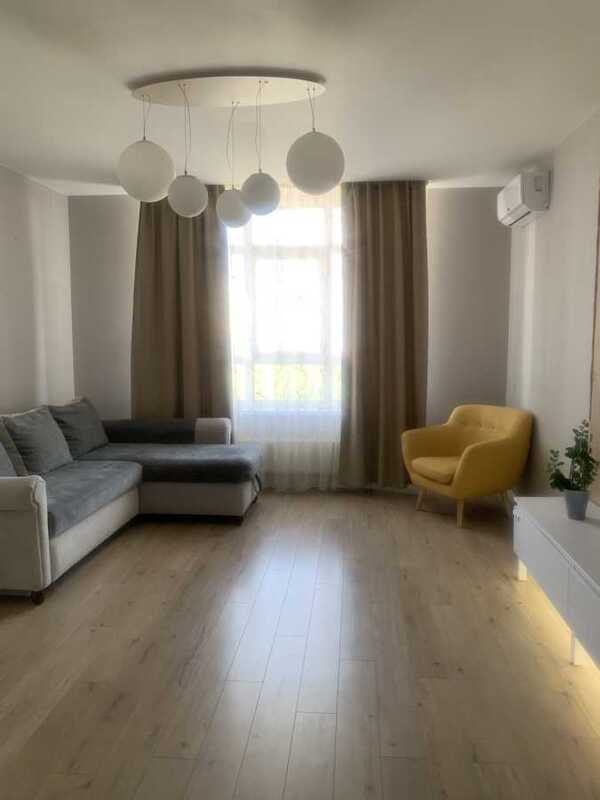 Продам 3-к квартиру Київ, Подільський, вул. Тираспольська, 58. 