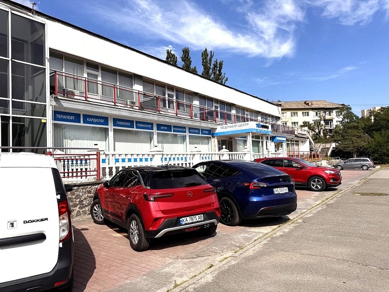  БЕЗ %  Оренда офісу 45 м², Дарницький бул. 5, Дарниця