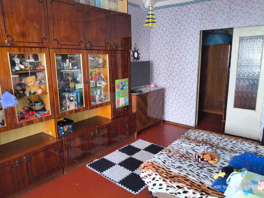 Продам 3-к квартиру Київ, Деснянський, вул. Марини Цвєтаєвої, 8. 