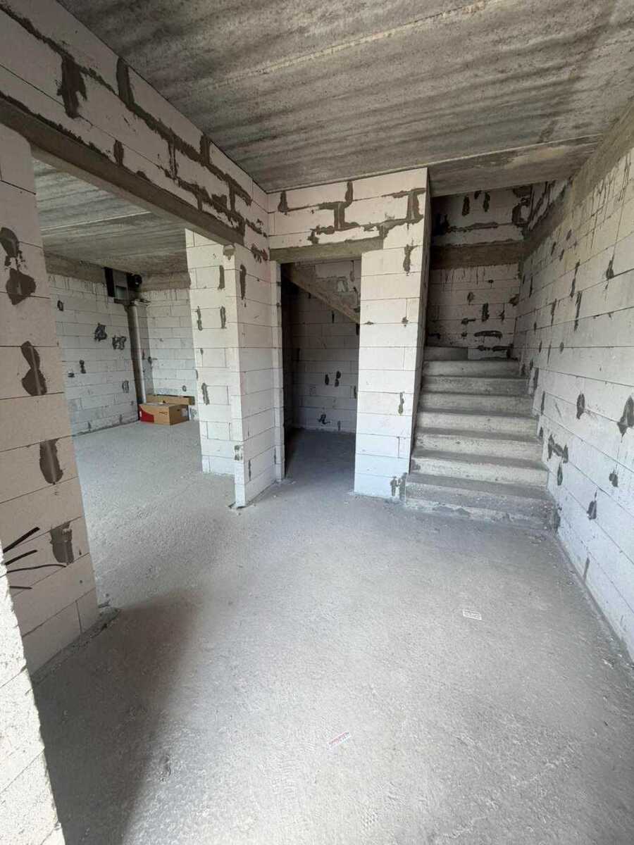 Продам 2-к квартиру Бориспільський, Бориспіль, ясна, 12. 
