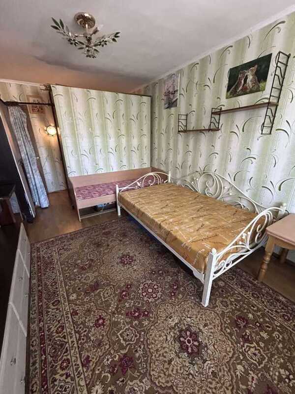 Продам 2-к квартиру Білоцерківський, Біла Церква, Сквирське Шосе, 236. 