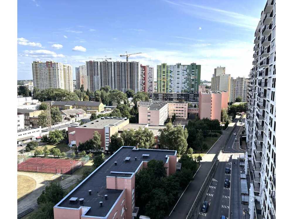 Продам 1-к квартиру Київ, Голосіївський, вул. Михайла Максимовича, 24В. 