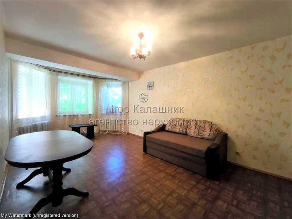 Здам довгостроково 3-к квартиру Київ, Дарницький, вул. Вишняківська, 9. 