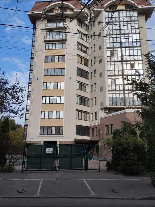 Продам 3-к квартиру Київ, Шевченківський, вул. Нагірна, 15. 