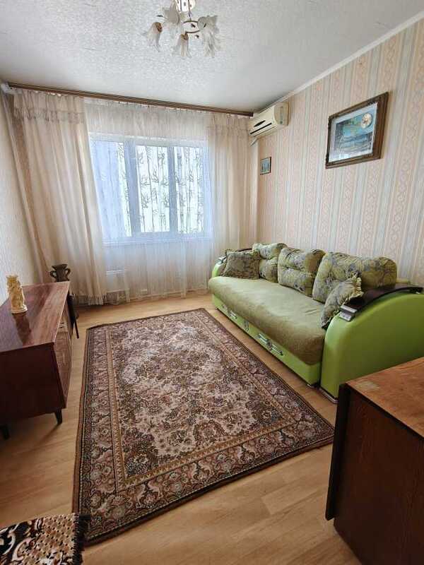Здам довгостроково 3-к квартиру Київ, Дарницький, вул. Тростянецька, 6Д. 