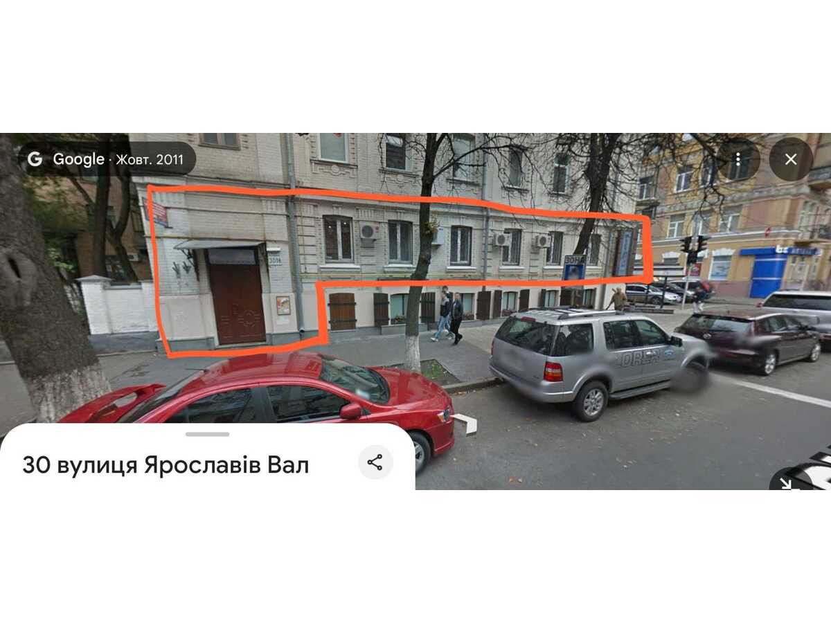 Здам довгостроково  торгову площу Київ, Шевченківський, вул. Ярославів Вал, 30/18. 