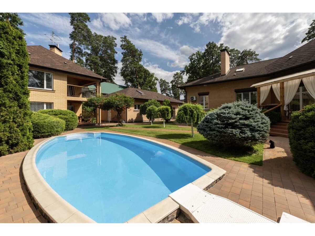 Продам 8-к дім Бучанський, Буча, Києво-Мироцька, 34а. 
