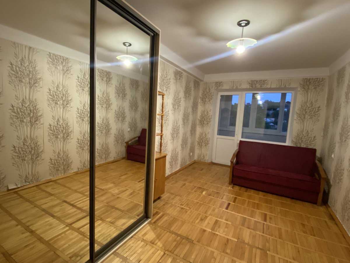 Здам довгостроково 3-к квартиру Київ, Подільський, вул. Кирилівська, 117. 