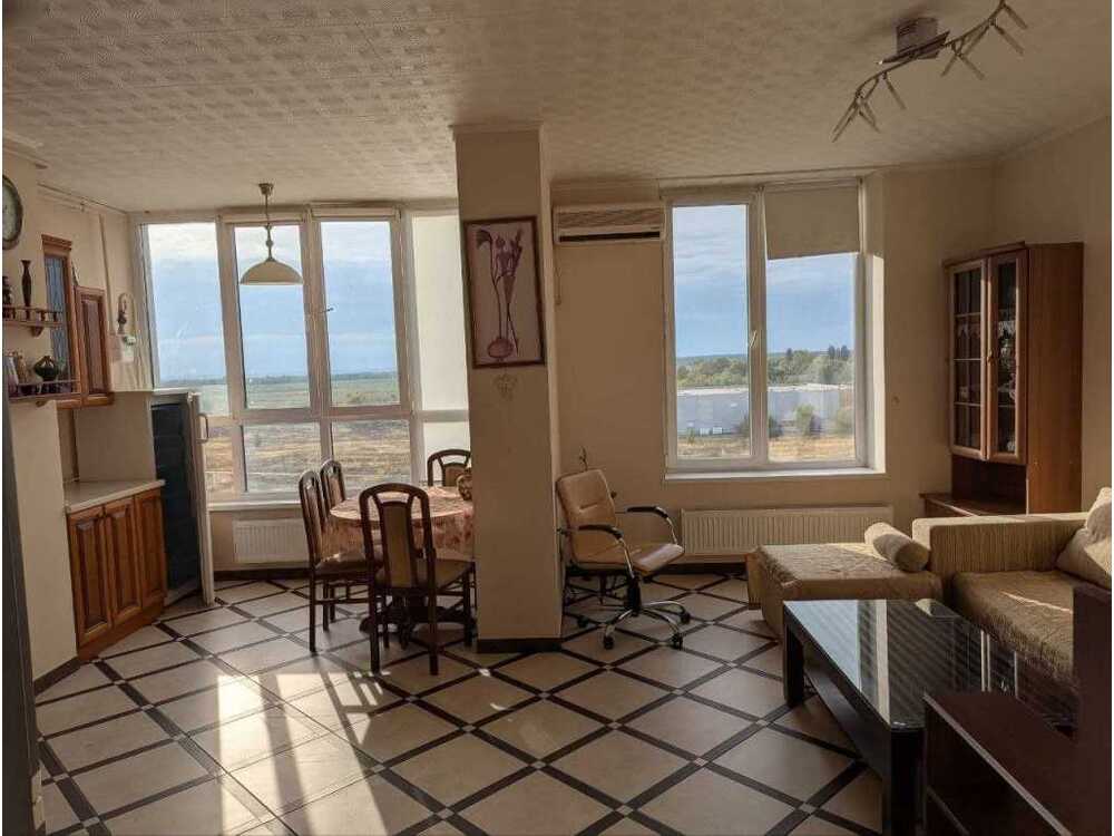 Продам 5-к квартиру Бучанський, Петропавлівська Борщагівка, Миру, 9. 