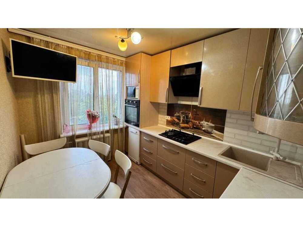 Продам 3-к квартиру Черкаси, Придніпровський, Залізняка, 29/5. 