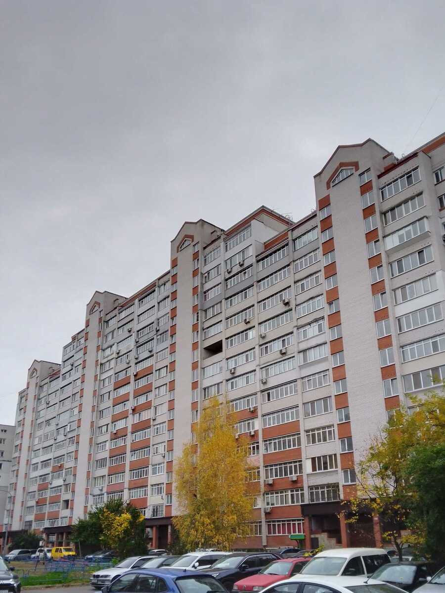 Бровари. Здам двосторонню 2-кімнатну квартиру 82 м2, Грушевського, 21.