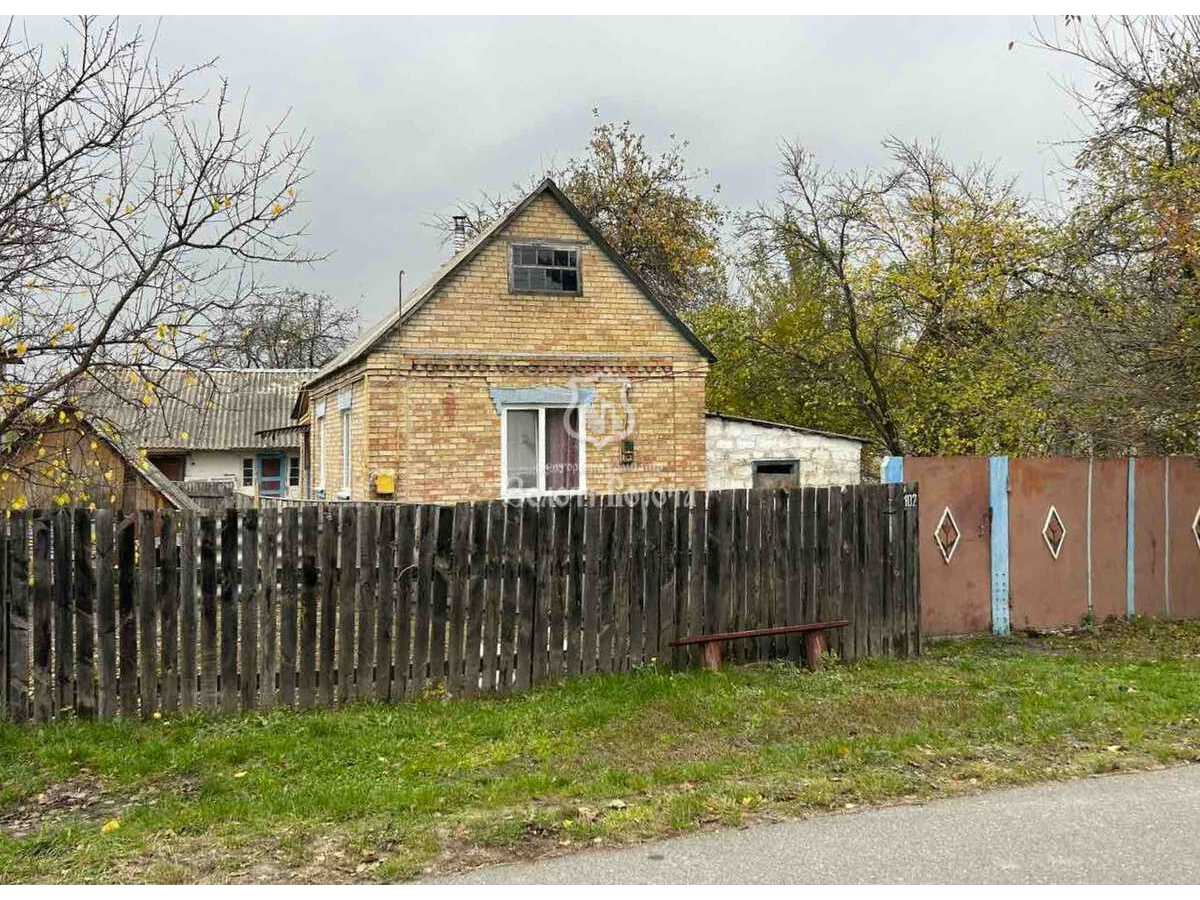 Продам 1-к дім Фастівський, Діброва, Шевченка , 102. 