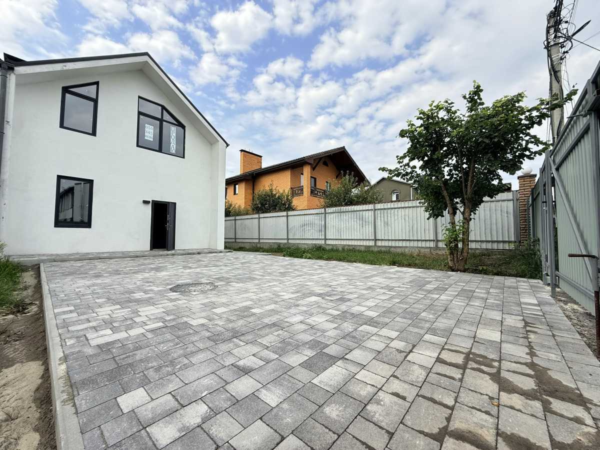 Продам 3-к дім Обухівський, Хотів, Молодіжна. 