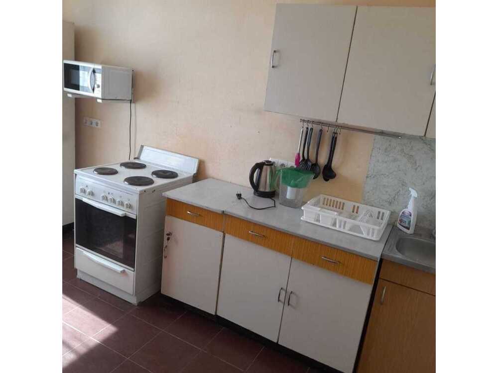 Продам 1-к квартиру Броварський, Бровари, Грушевського, 7. 