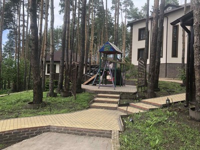 Продам домовладение в лесу с. Малютянка (Боярка).