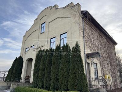 Продажа 3-этажного дома в с. Вишенки, Бориспольский р-н