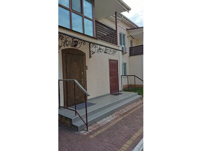 Таунхаус 130 кв.м. м. Святопетрівське + 2 паркомісця
