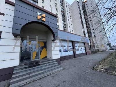 Сдам торговое помещение Київ, Дніпровська наб.