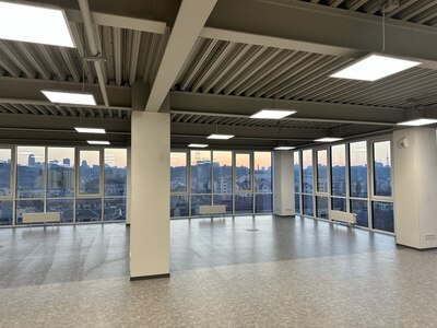 Без комиссии. Аренда офиса 1000 кв.м., в БЦ на Подоле, улица Почайнинская. 