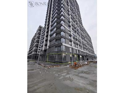 Продаж, Фасадне, Торгове, 132м2 ЖК Варшавський-2