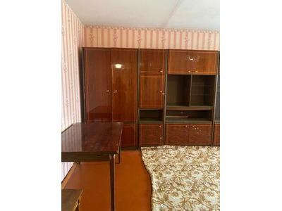 Продам 2 кімн. квартиру, вул. Оноре де Бальзака, 46а. Без комісії.